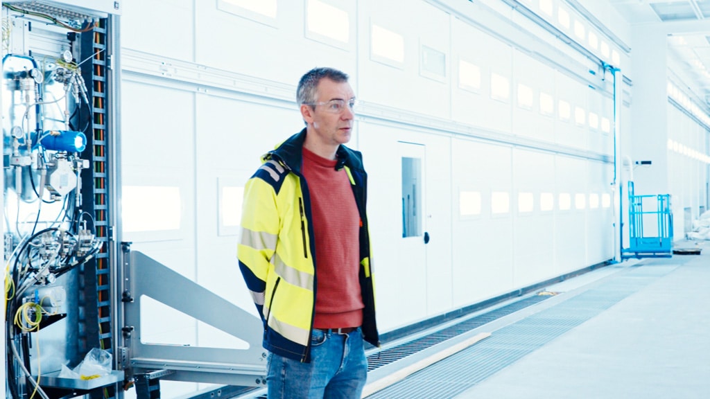 Nytt måleri lyfter produktionen | Uusi maalaamo tehostaa tuotantoa | New paint shop elevates production